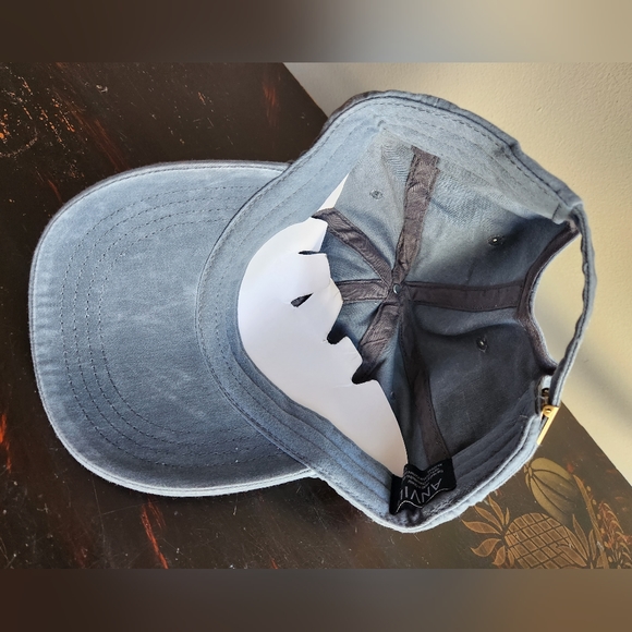 Cotton Dad Hat Hand Painted Heart - Picture 7 of 7